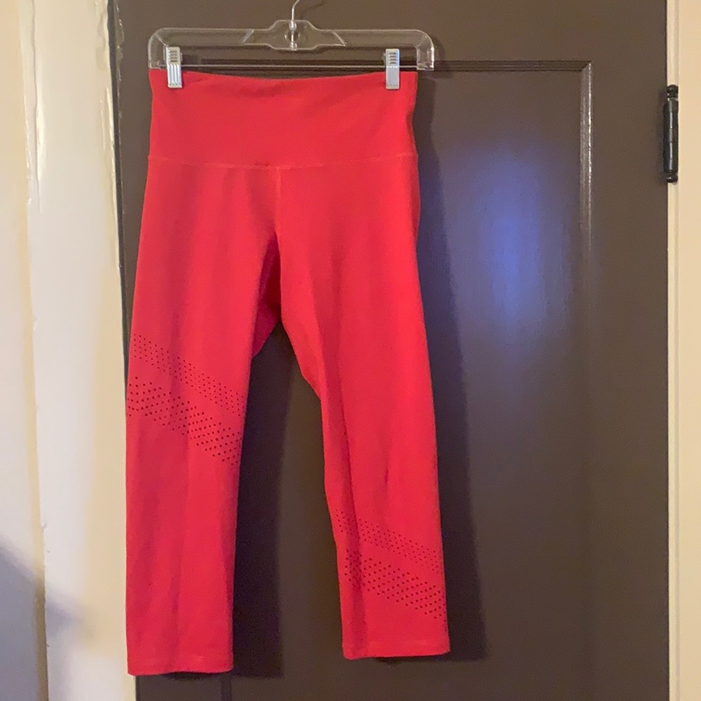 Old Navy pink workout leggings